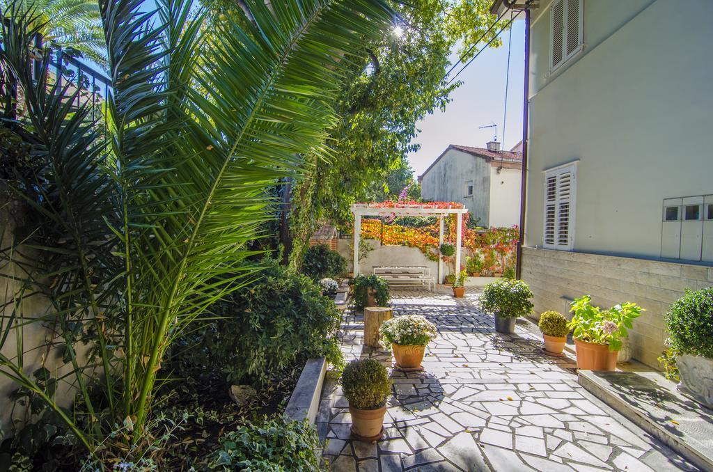 Villa Martinis Split Buitenkant foto