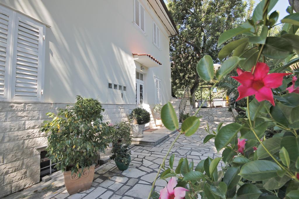 Villa Martinis Split Buitenkant foto